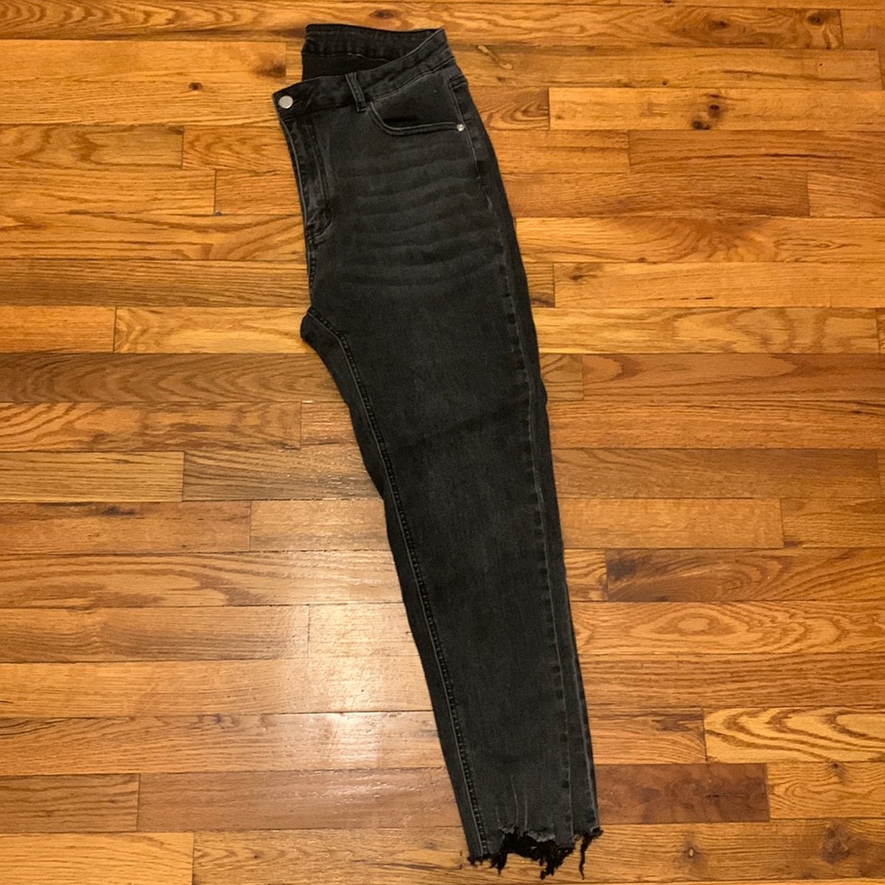 Black skinny jeans